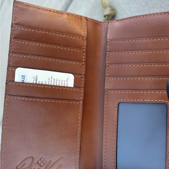 NWT Patricia Nash Brown Map Print Wallet - Picture 3 of 3